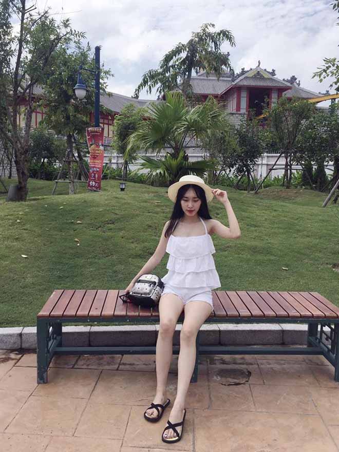 lot-xac-thanh-hot-girl