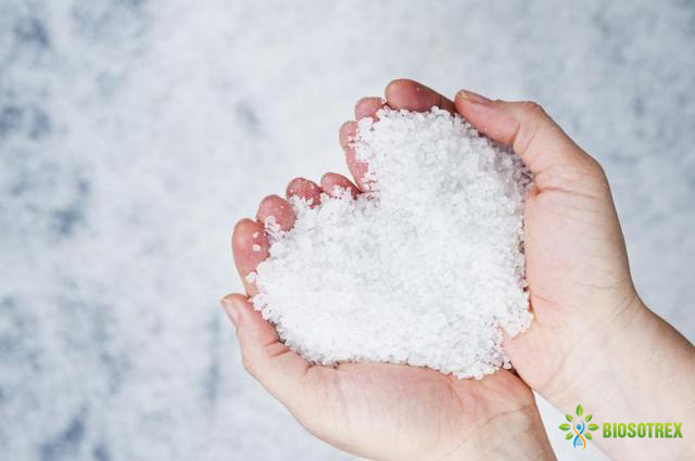 GIẢI MÃ 6 VỊ TRÍ MỤN THƯỜNG XUẤT HIỆN Ở MẶT VÀ LỜI KHUYÊN CỦA CÁC CHUYÊN GIA